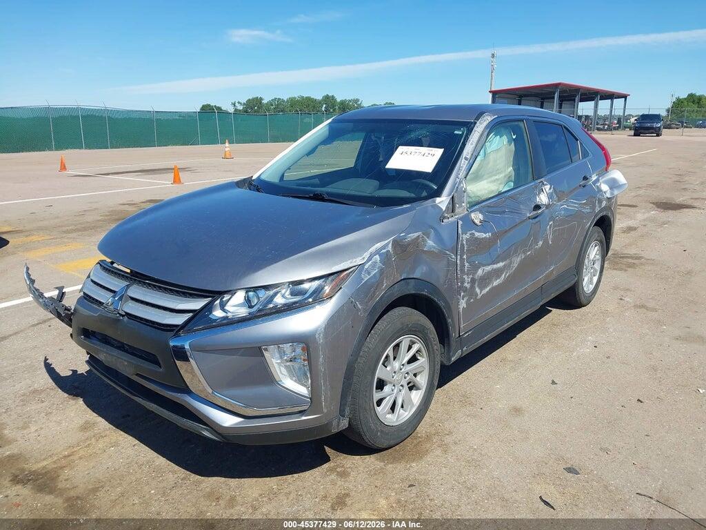 JA4AT3AA1JZ067637 2018 MITSUBISHI ECLIPSE CROSS photo no. 2