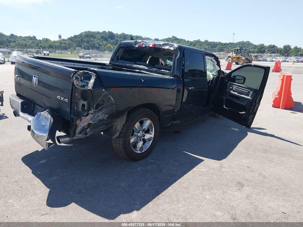 1C6RR7LT6JS196728 2018 RAM 1500 photo no. 4