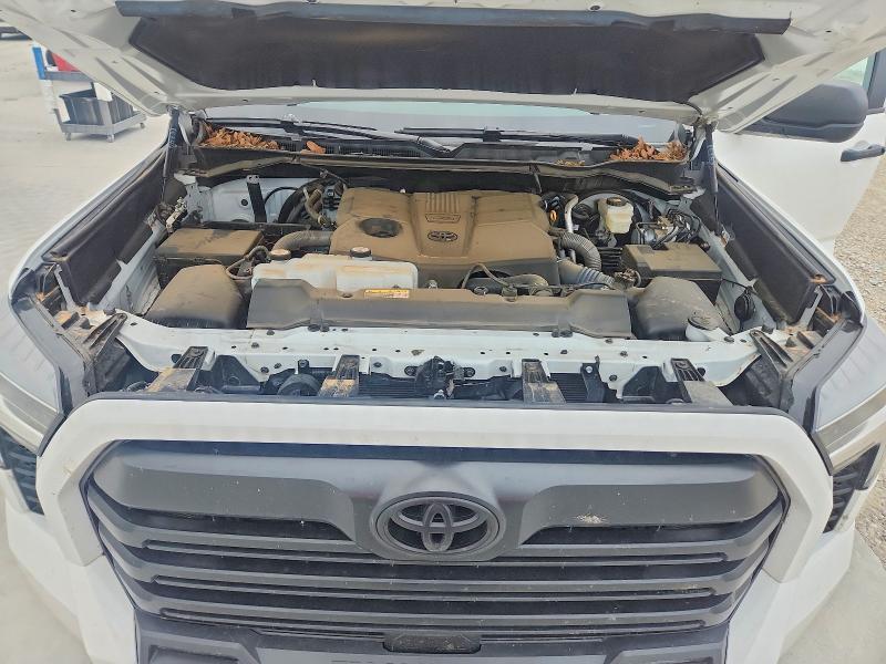 2024 TOYOTA TUNDRA SR5 — Фото 11 из 12