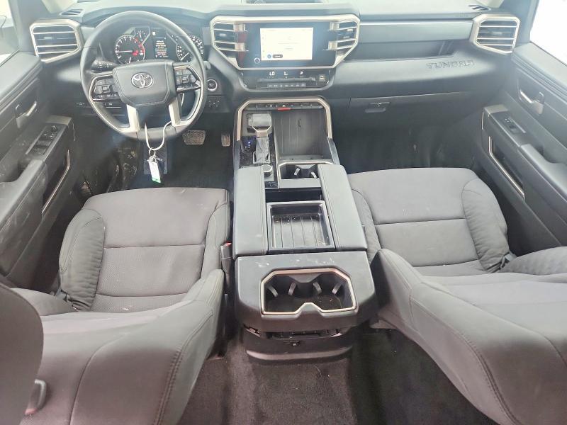 2024 TOYOTA TUNDRA SR5 — Фото 8 из 12