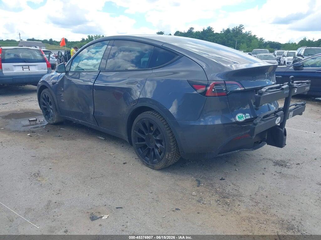 5YJYGDEE0MF144486 2021 TESLA MODEL Y photo no. 3