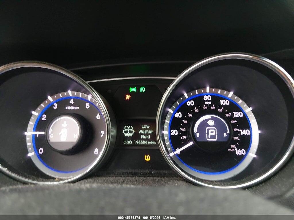 5NPEC4AC6BH007926 2011 HYUNDAI SONATA photo no. 7
