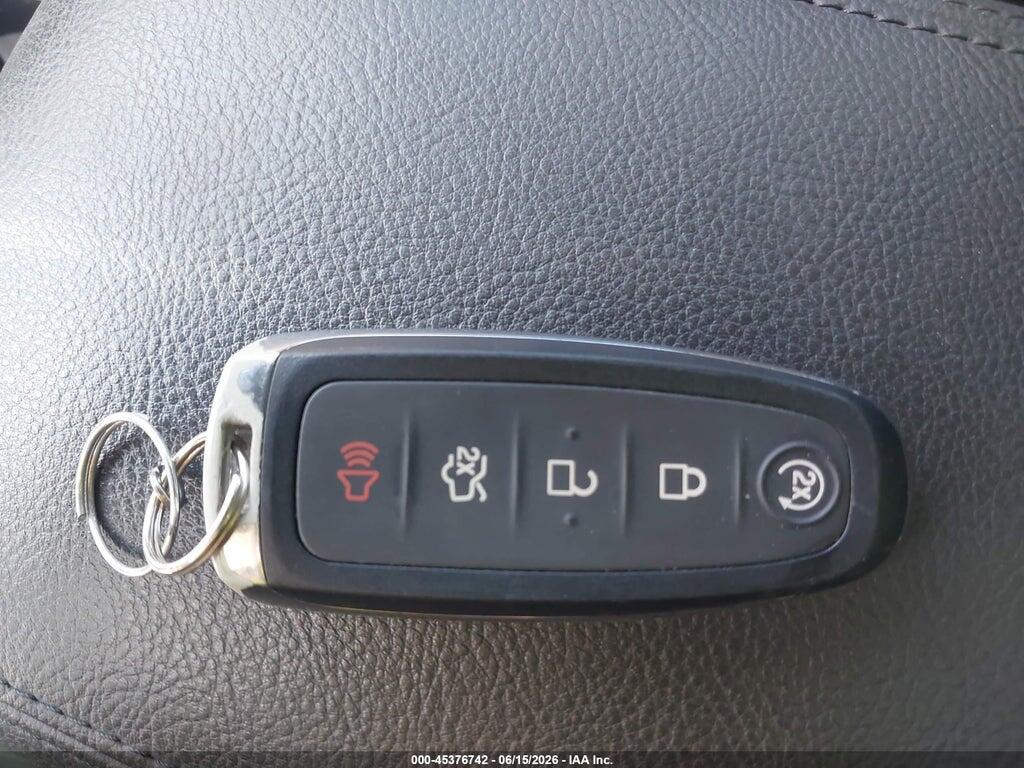 1FADP3N28HL324709 2017 FORD FOCUS photo no. 11