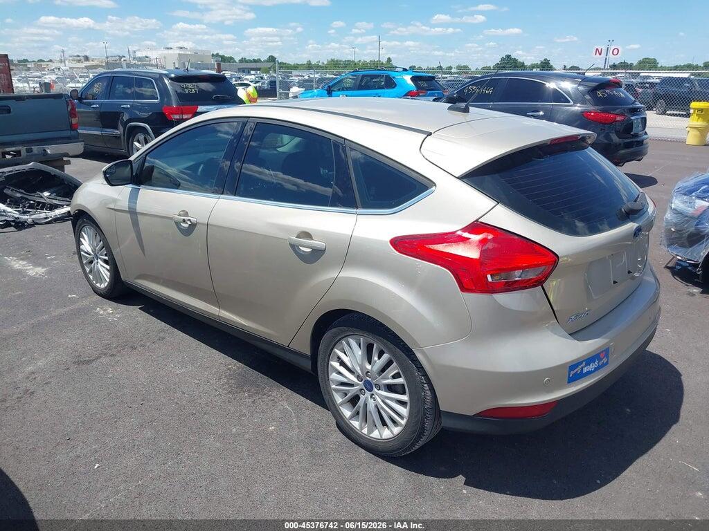 1FADP3N28HL324709 2017 FORD FOCUS photo no. 3