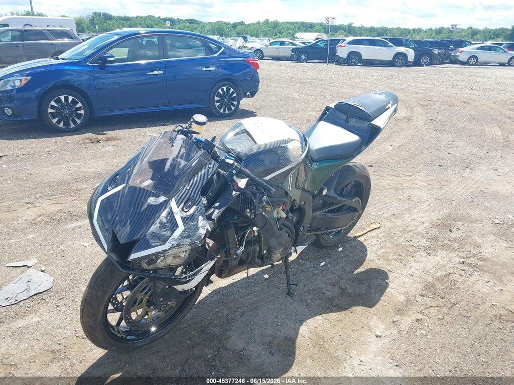 JH2PC40H3SK200288 2025 HONDA CBR600 photo no. 2