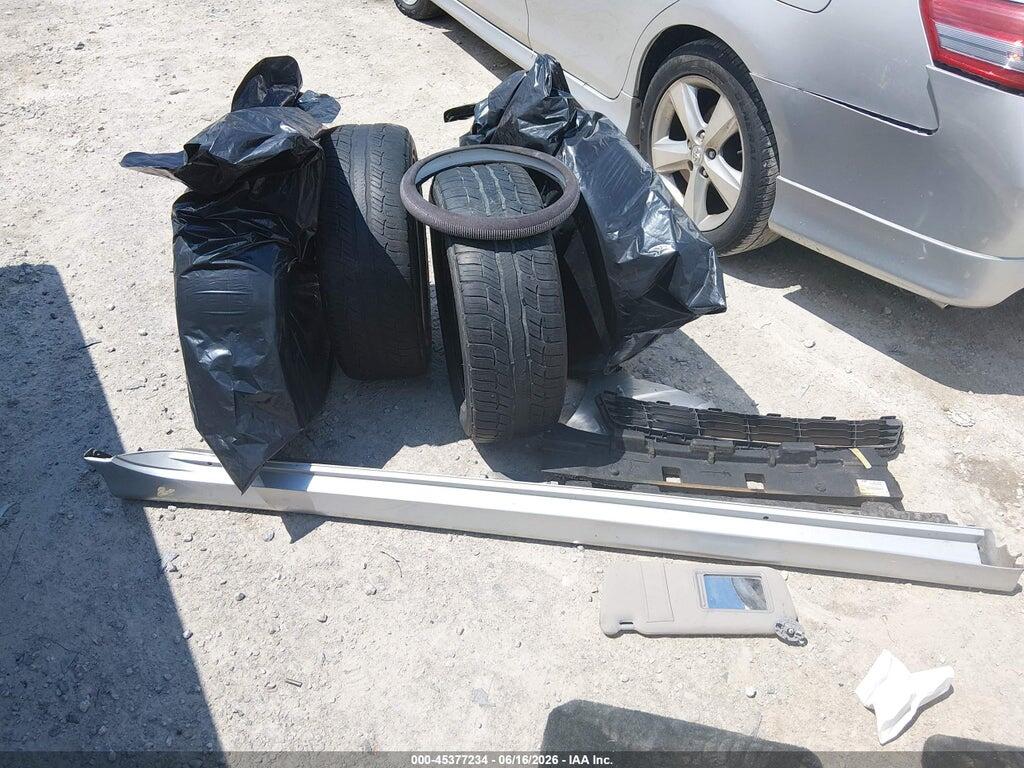 4T1BF3EK4BU231378 2011 TOYOTA CAMRY photo no. 12