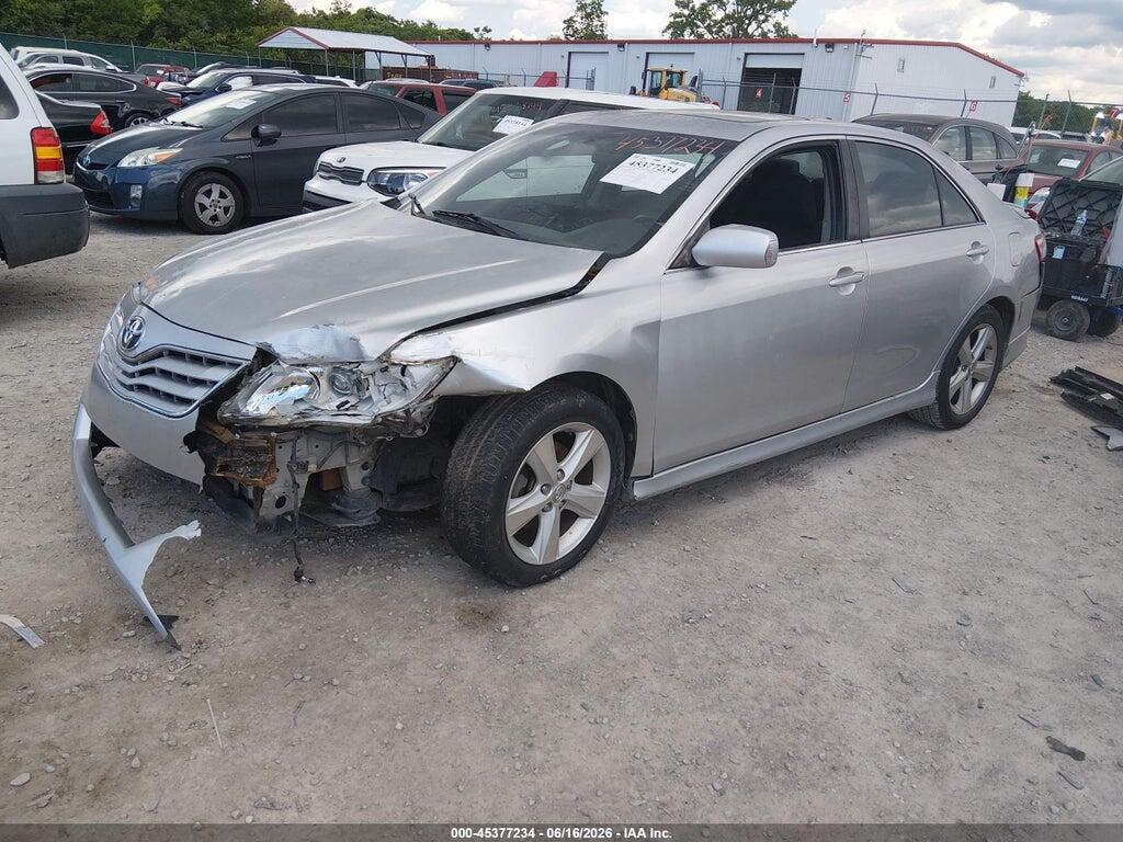 4T1BF3EK4BU231378 2011 TOYOTA CAMRY photo no. 2