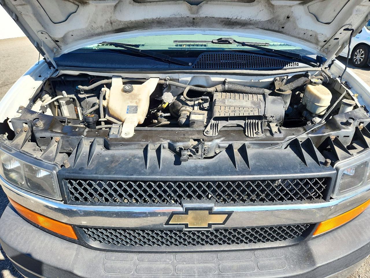 2016 CHEVROLET EXPRESS G2500 — Фото 12 из 13