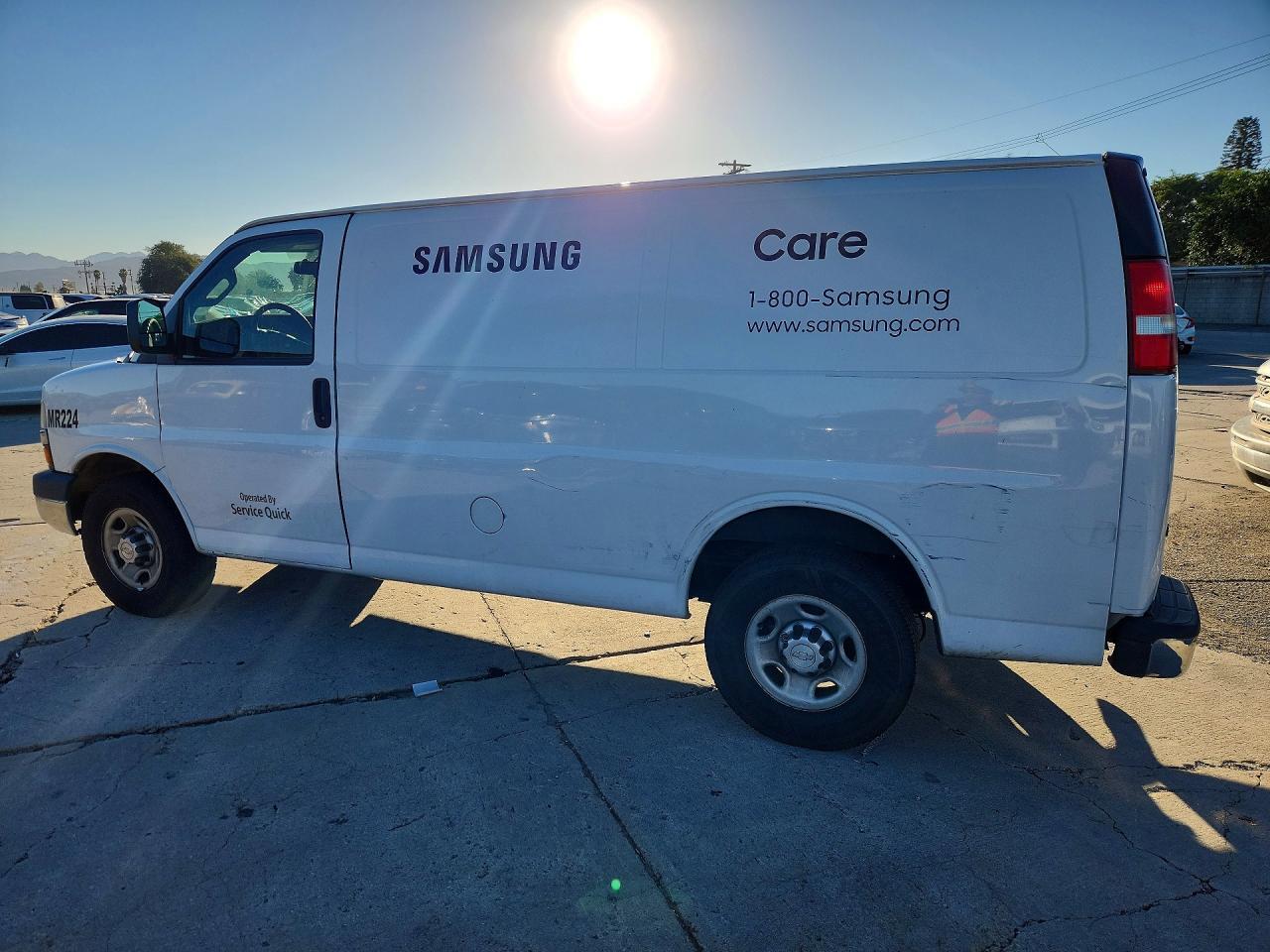 2016 CHEVROLET EXPRESS G2500 — Фото 2 из 13