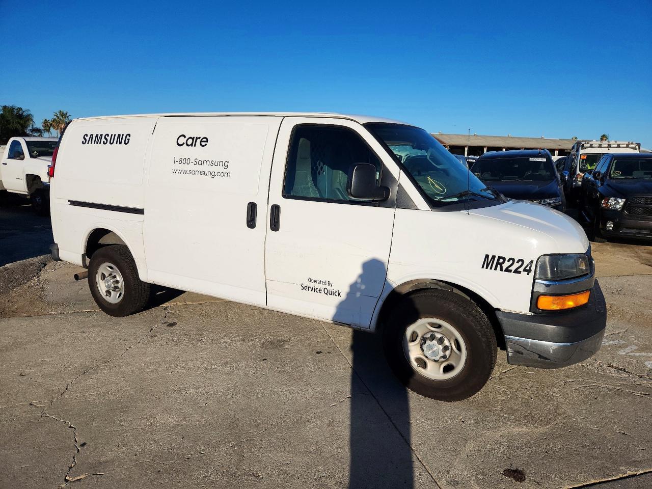 2016 CHEVROLET EXPRESS G2500 — Фото 4 из 13