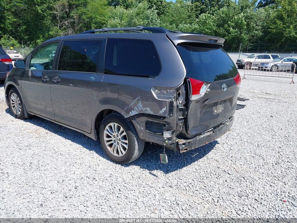 5TDYK3DC1ES504032 2014 TOYOTA SIENNA photo no. 6