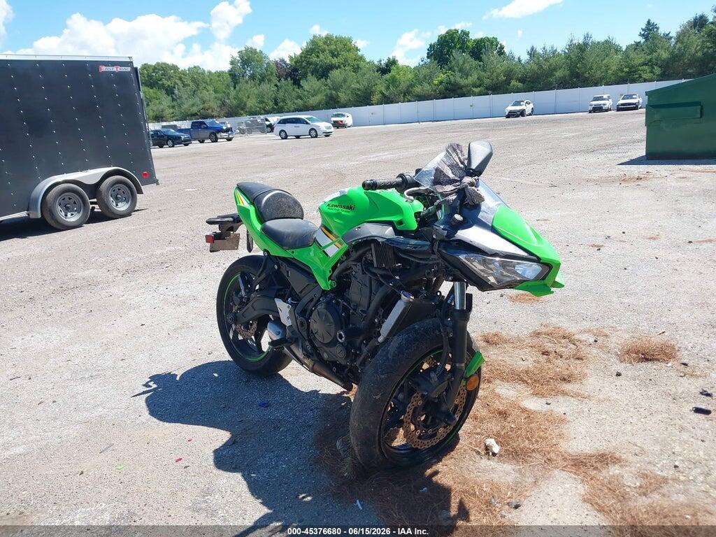 ML5EXEP12SDAD8508 2025 KAWASAKI EX650 photo no. 1