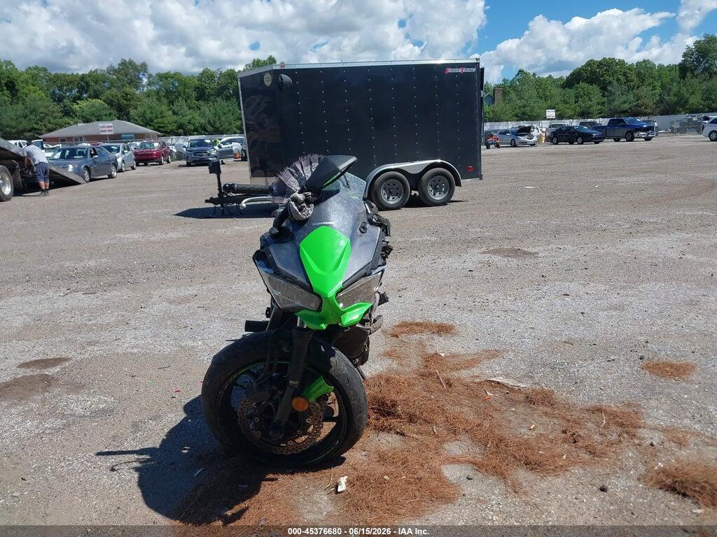 ML5EXEP12SDAD8508 2025 KAWASAKI EX650 photo no. 5