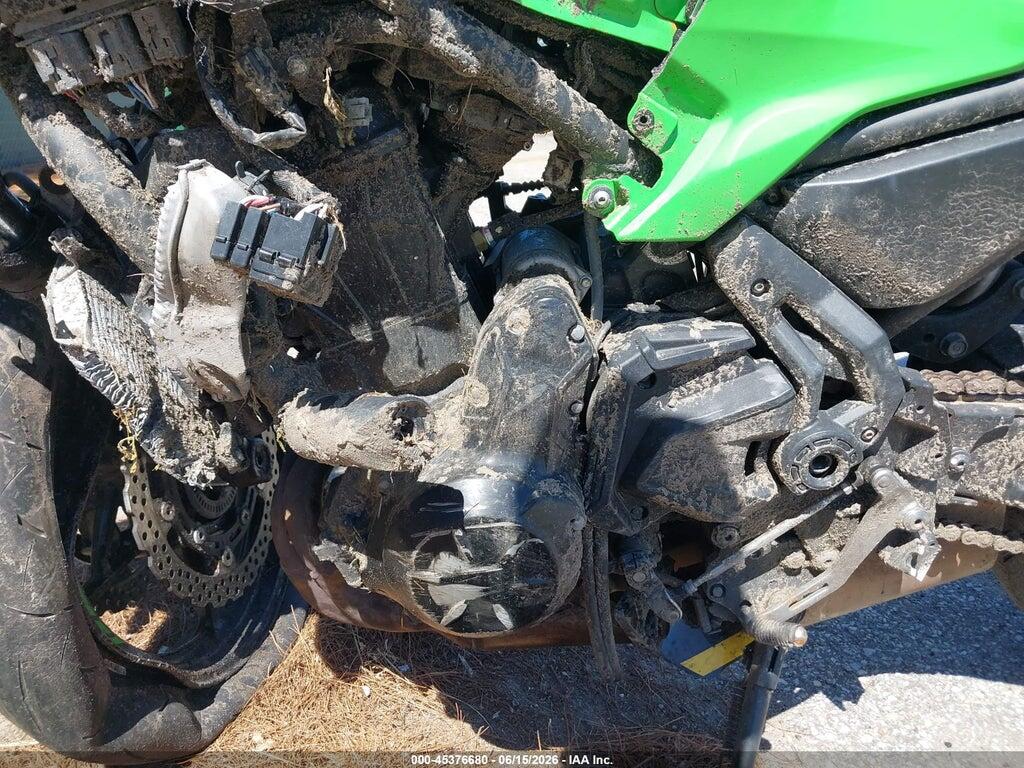 ML5EXEP12SDAD8508 2025 KAWASAKI EX650 photo no. 9