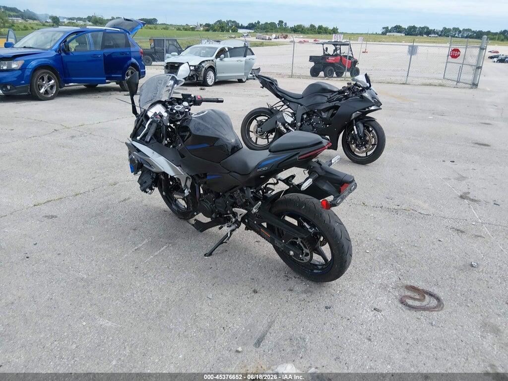 ML5EXGJ19SDA45769 2025 KAWASAKI EX500 photo no. 3