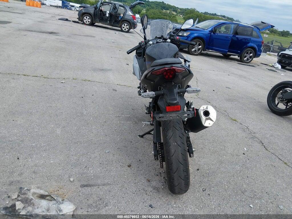 ML5EXGJ19SDA45769 2025 KAWASAKI EX500 photo no. 6