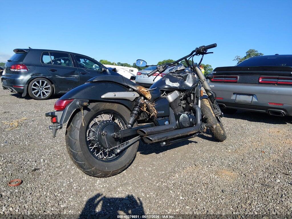 JH2RC5374CK200741 2012 HONDA VT750 photo no. 4