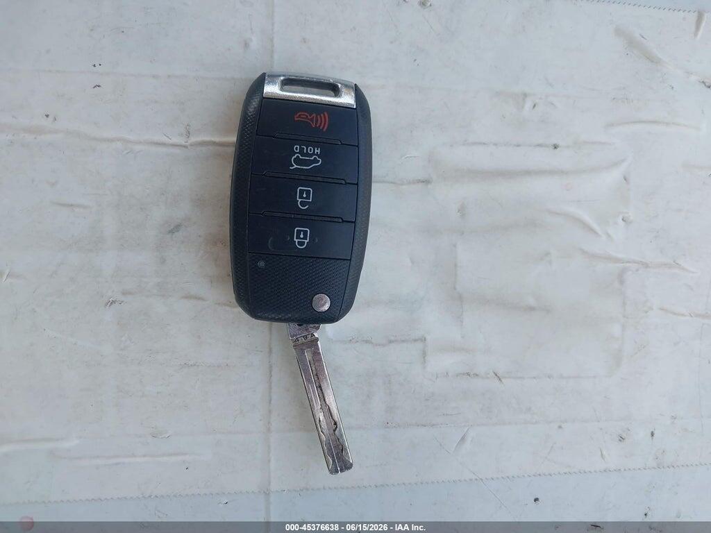 KNDJP3A57E7006775 2014 KIA SOUL photo no. 11