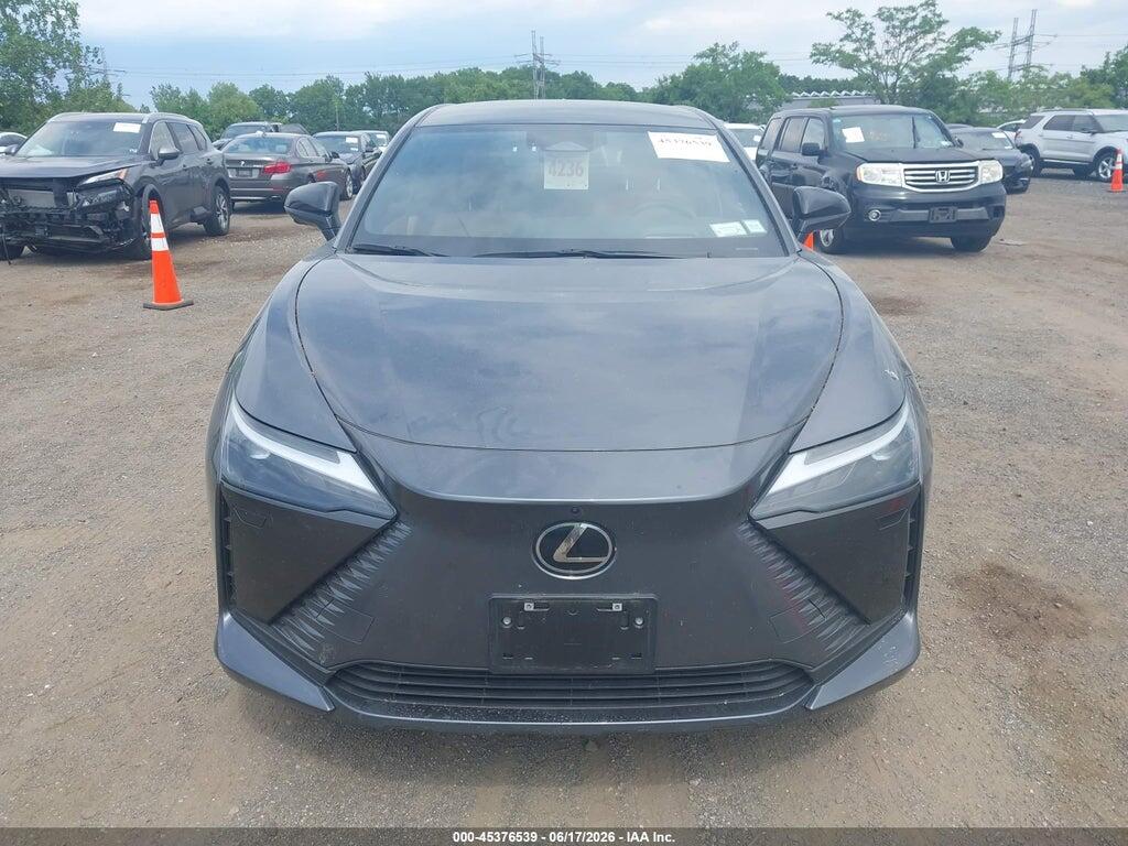 JTJAAAAB2RA023730 2024 LEXUS RZ 450E photo no. 12