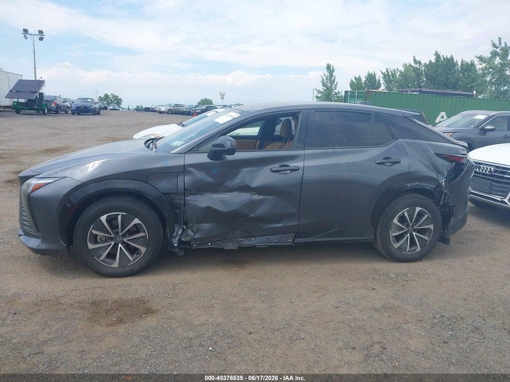 JTJAAAAB2RA023730 2024 LEXUS RZ 450E photo no. 6