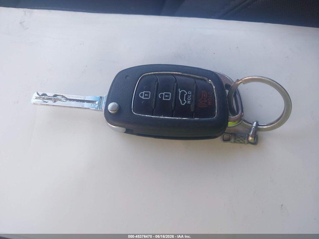 KM8J2CA49JU780894 2018 HYUNDAI TUCSON photo no. 11