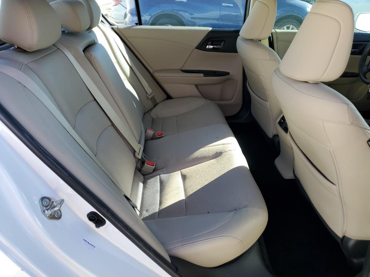 2017 HONDA ACCORD EXL — Фото 10 из 13