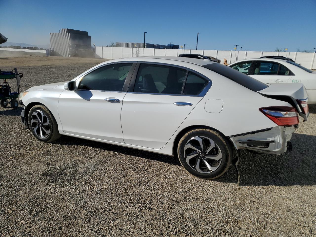2017 HONDA ACCORD EXL — Фото 2 из 13