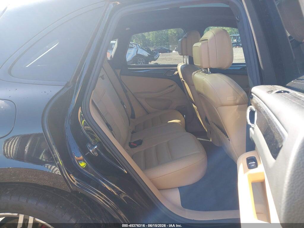 WP1AF2A50HLB61322 2017 PORSCHE MACAN photo no. 8
