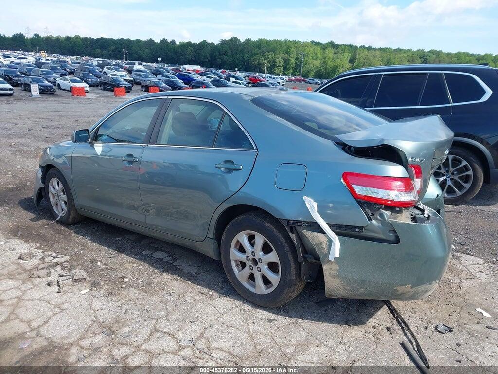 4T1BF3EKXBU762388 2011 TOYOTA CAMRY photo no. 3