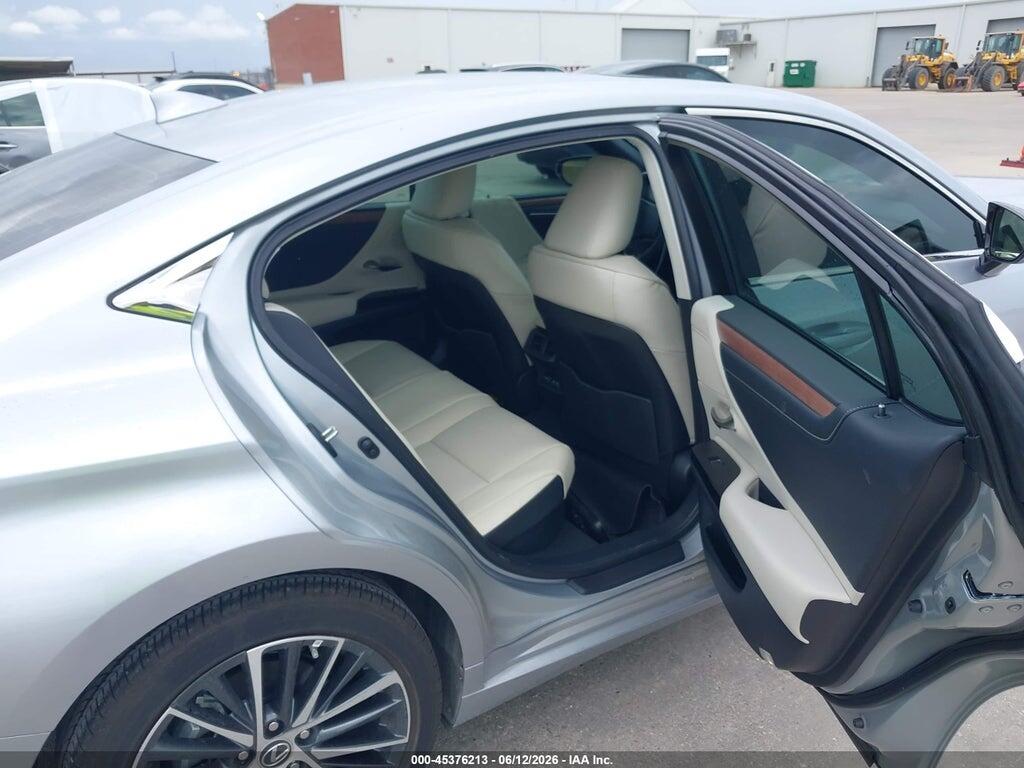 58ADA1C13SU077177 2025 LEXUS ES 300H photo no. 8
