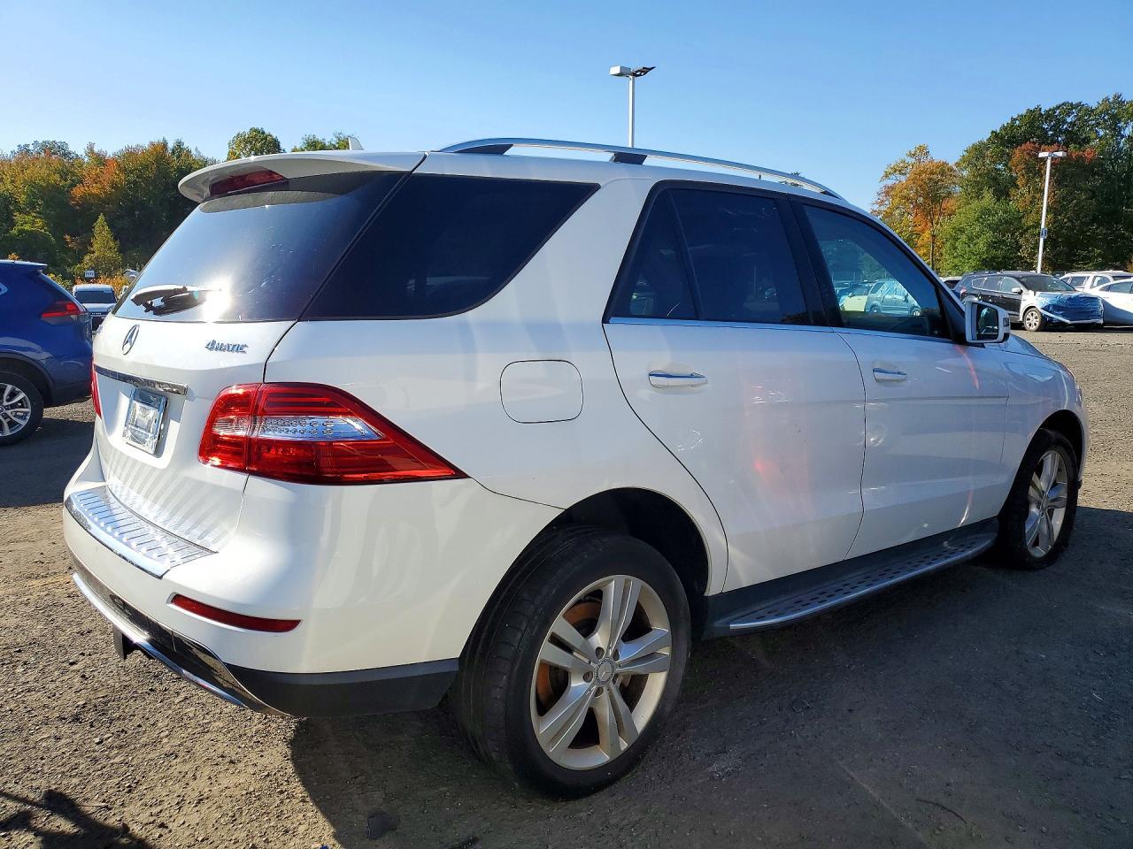 2014 MERCEDES-BENZ ML 350 4MATIC — Фото 3 из 13