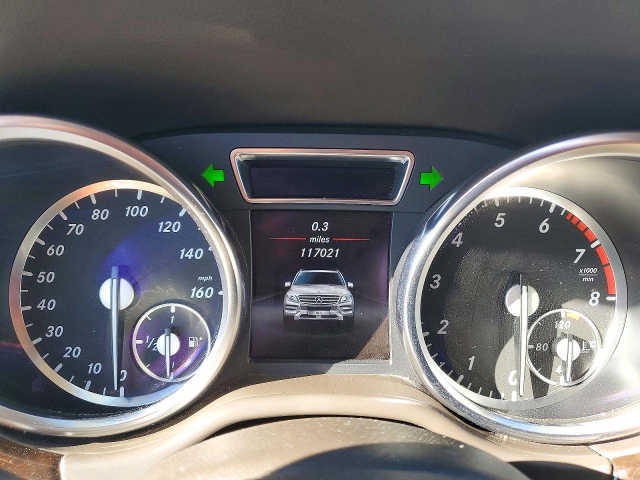 2014 MERCEDES-BENZ ML 350 4MATIC — Фото 9 из 13