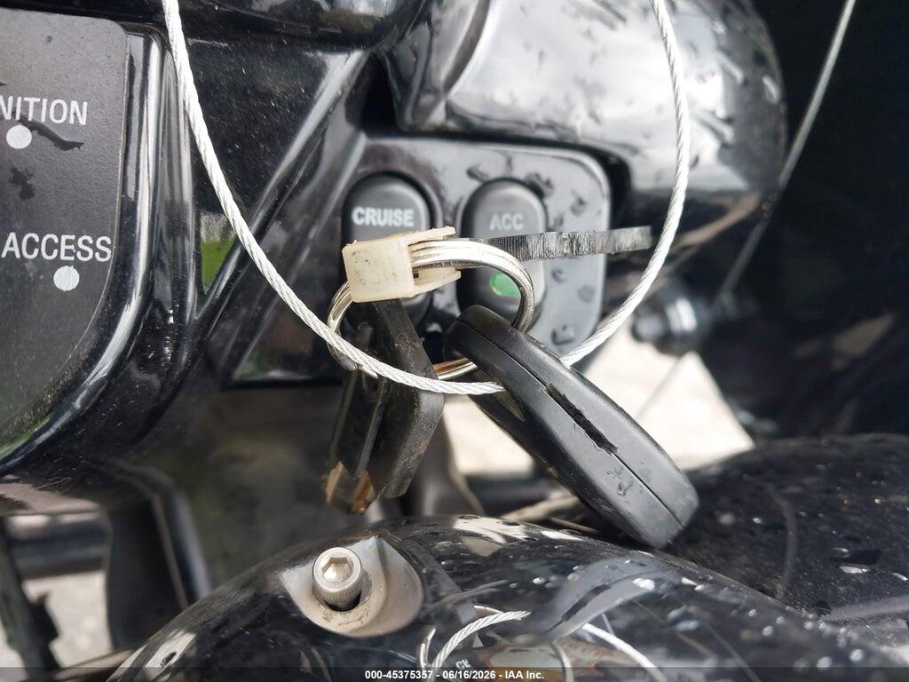 1HD1KHM10CB687536 2012 HARLEY-DAVIDSON FLTRX photo no. 11