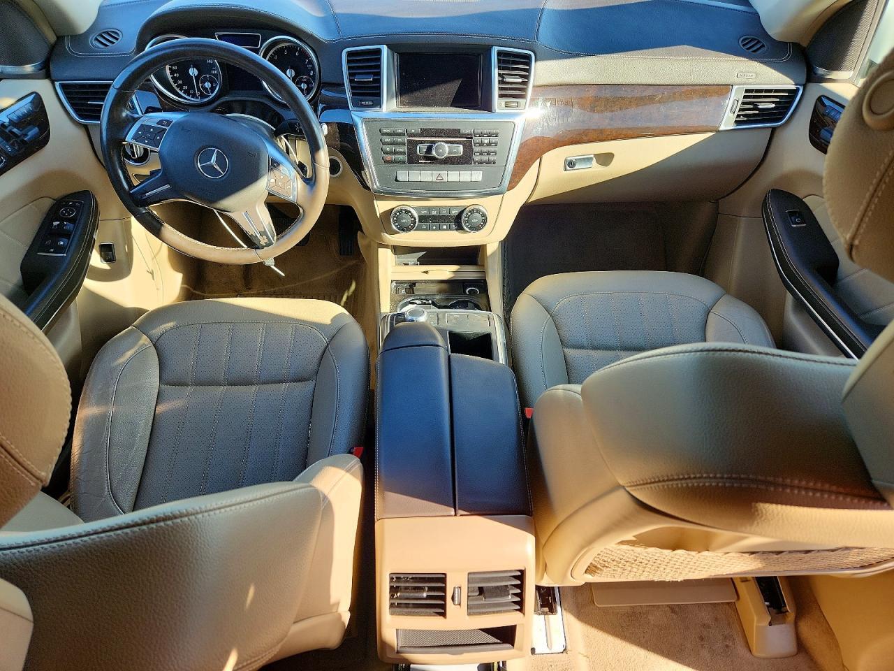 2014 MERCEDES-BENZ GL 450 4MATIC — Фото 8 из 13