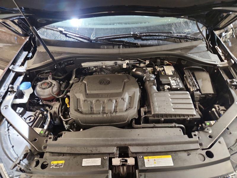 2024 VOLKSWAGEN TIGUAN SE R-LINE BLACK — Фото 12 из 13