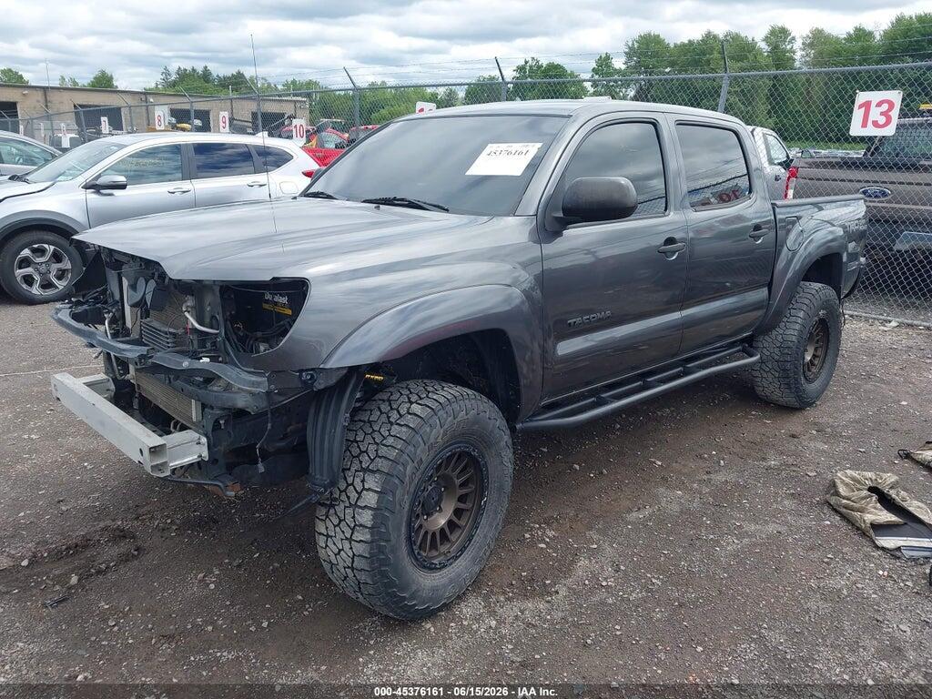 3TMLU4EN2FM207198 2015 TOYOTA TACOMA photo no. 2