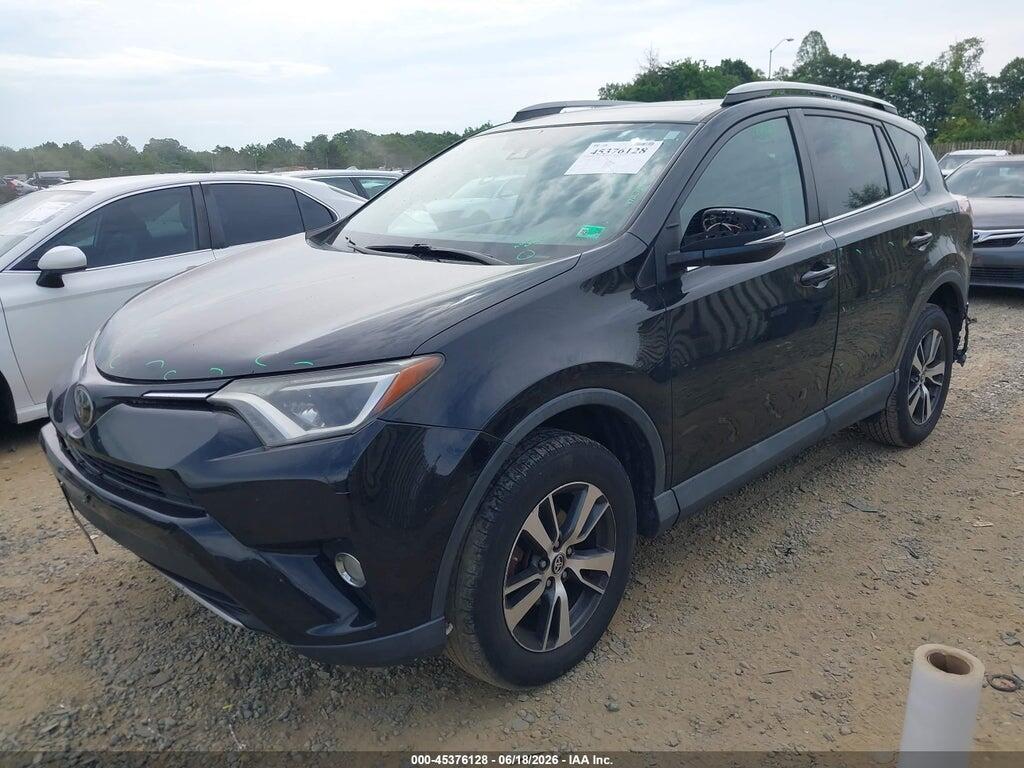 2T3RFREV1JW731869 2018 TOYOTA RAV4 photo no. 2