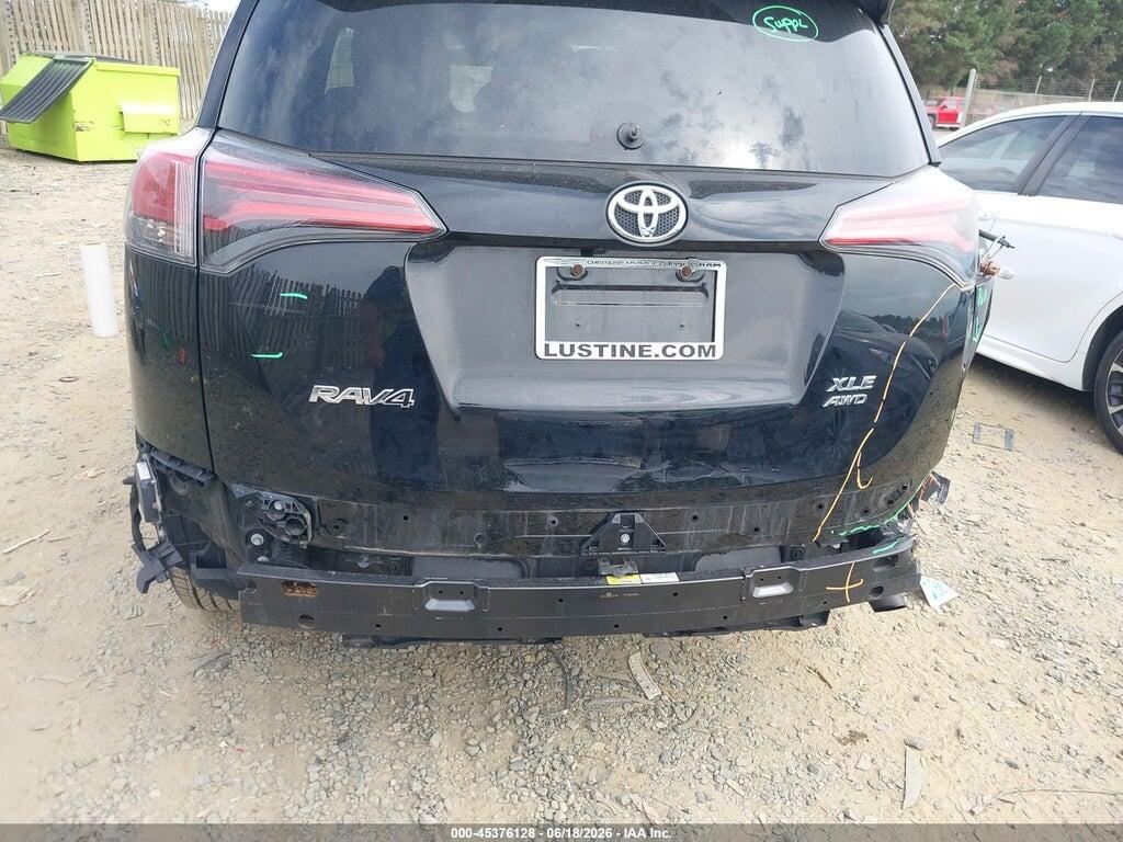2T3RFREV1JW731869 2018 TOYOTA RAV4 photo no. 6