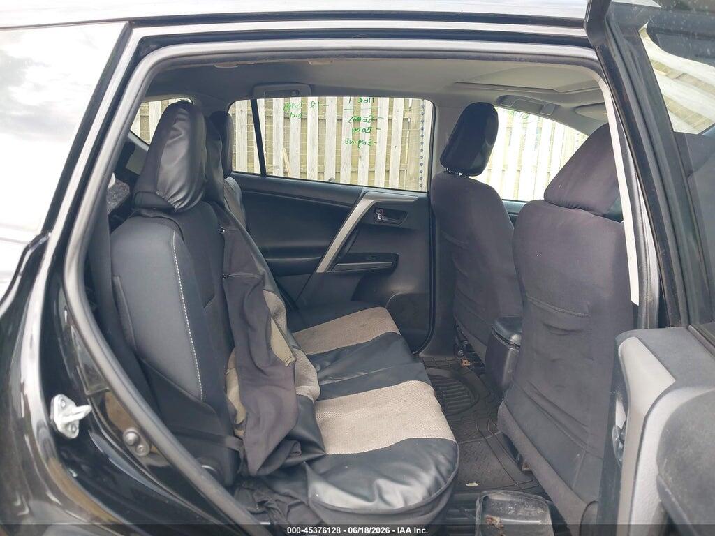 2T3RFREV1JW731869 2018 TOYOTA RAV4 photo no. 8