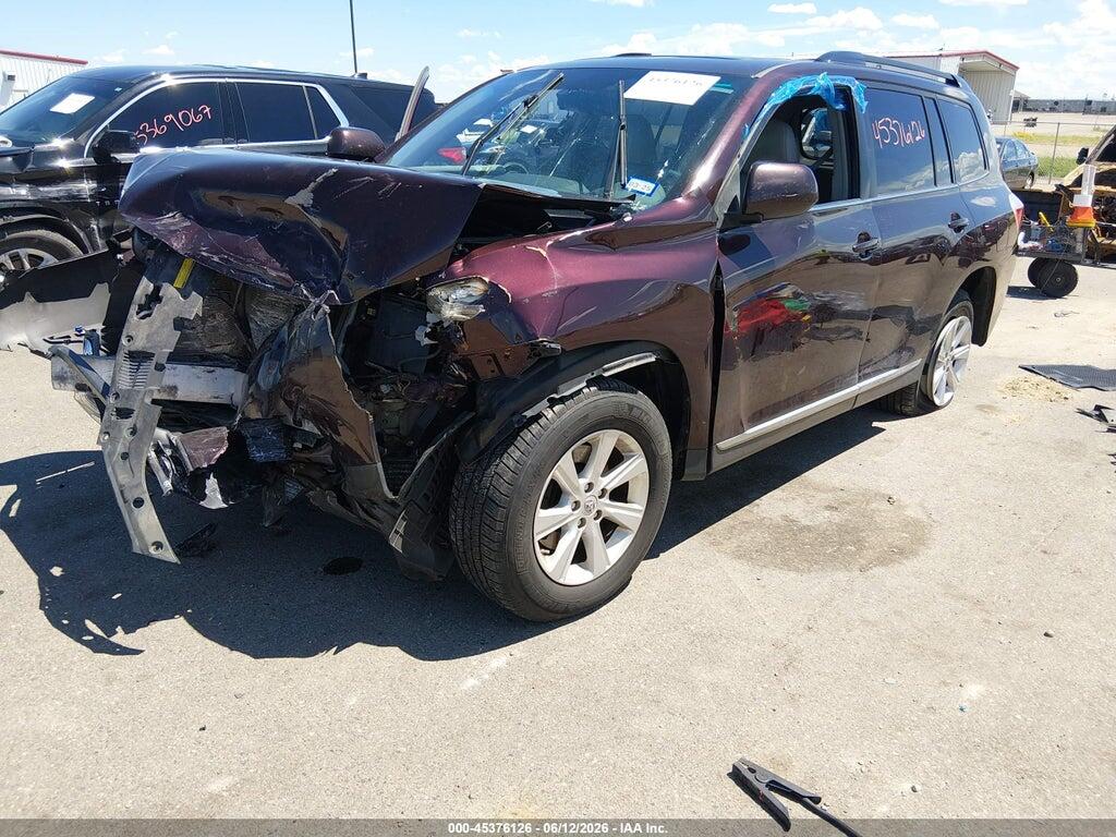 5TDBK3EH3BS045646 2011 TOYOTA HIGHLANDER photo no. 2