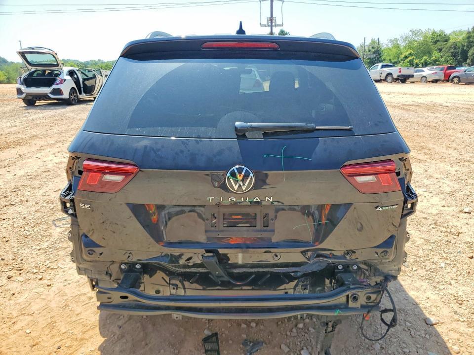 2024 VOLKSWAGEN TIGUAN SE R-LINE BLACK — Фото 6 из 14