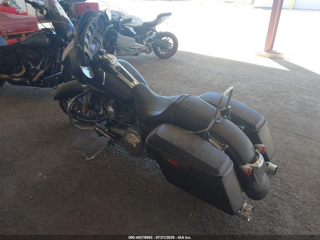 1HD1KBM38EB666404 2014 HARLEY-DAVIDSON FLHX photo no. 3