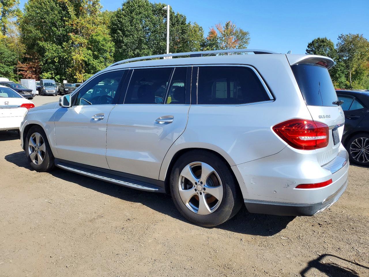 2017 MERCEDES-BENZ GLS 450 4MATIC — Фото 2 из 13