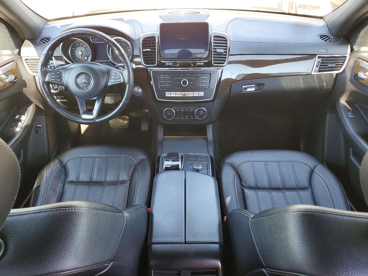 2017 MERCEDES-BENZ GLS 450 4MATIC — Фото 8 из 13