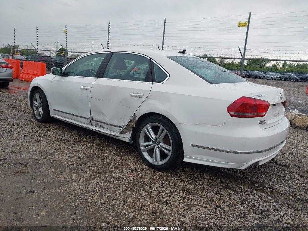 1VWCM7A39FC083838 2015 VOLKSWAGEN PASSAT photo no. 3