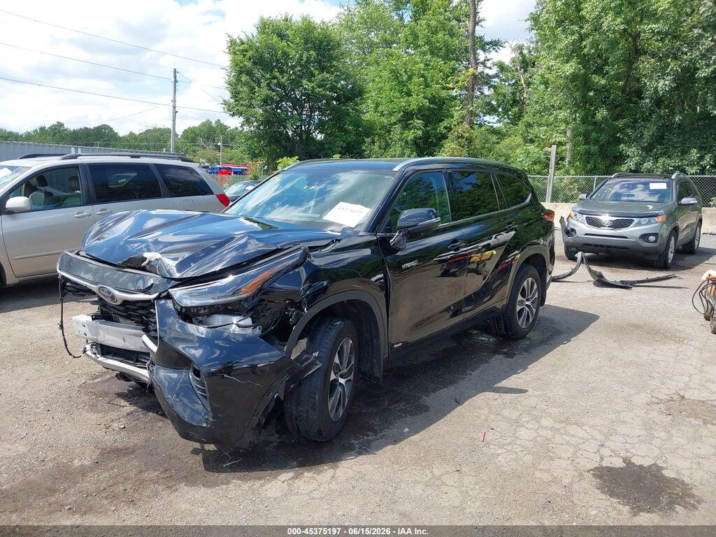 5TDGBRCH5MS533804 2021 TOYOTA HIGHLANDER photo no. 2