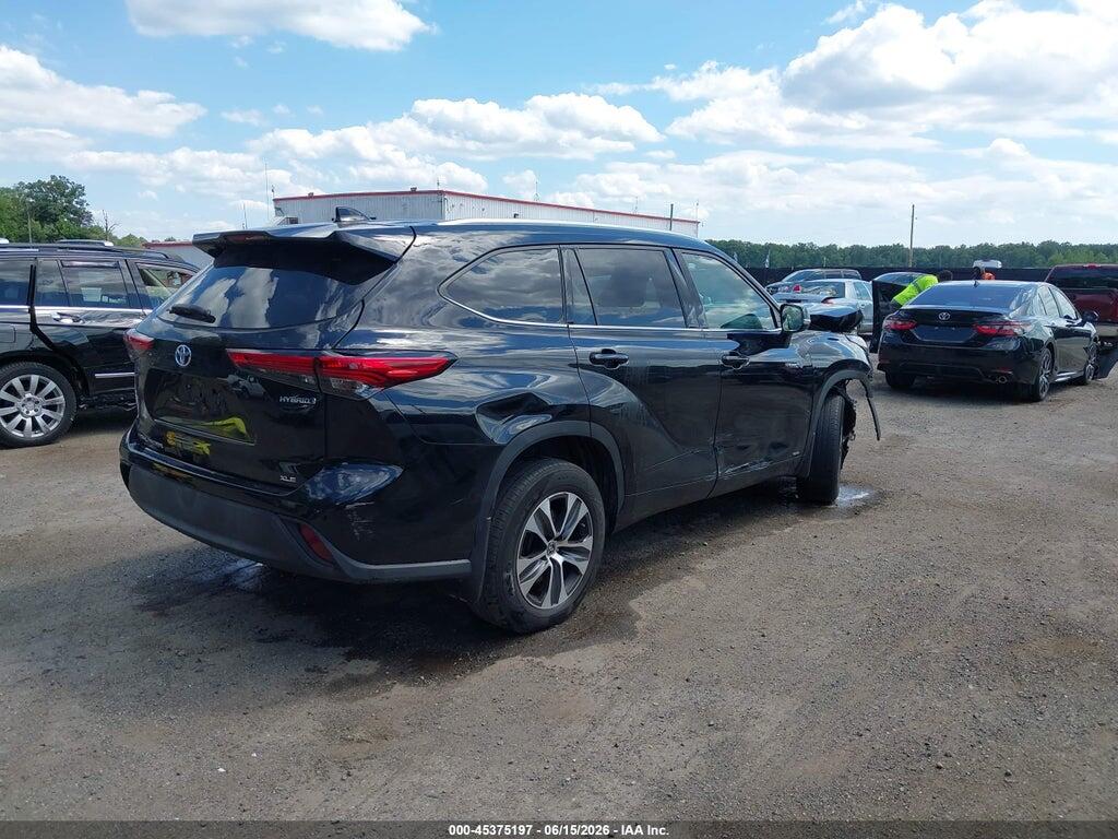 5TDGBRCH5MS533804 2021 TOYOTA HIGHLANDER photo no. 4