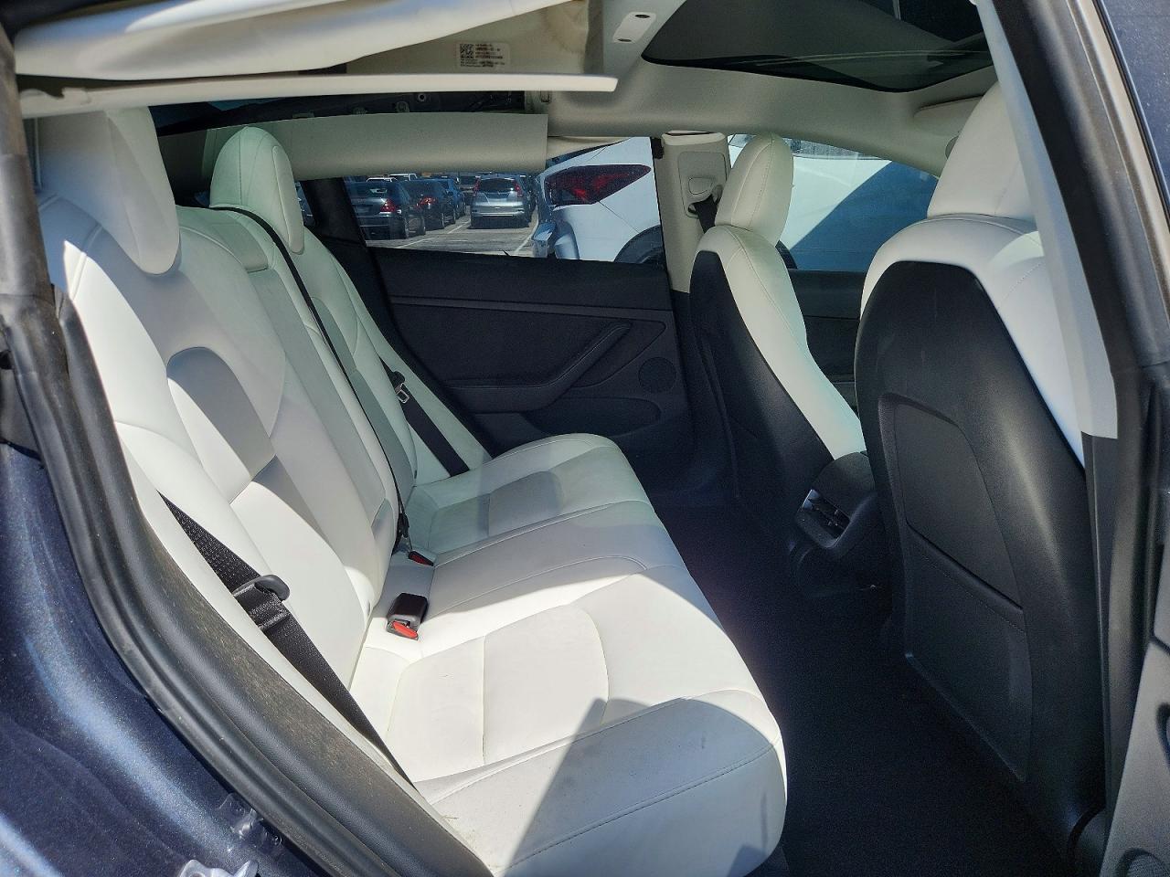 2022 TESLA MODEL 3 — Фото 10 из 13