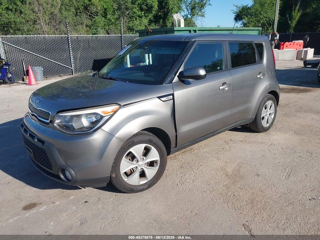 KNDJN2A22F7122747 2015 KIA SOUL photo no. 2