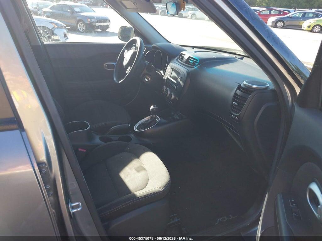 KNDJN2A22F7122747 2015 KIA SOUL photo no. 5